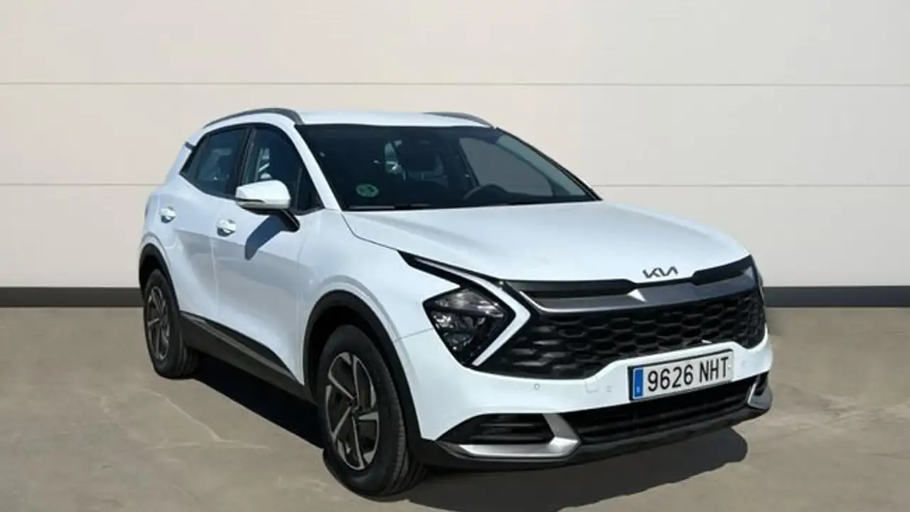 Kia Sportage 1.6 T-GDi Drive 160 — photo 1 of 25