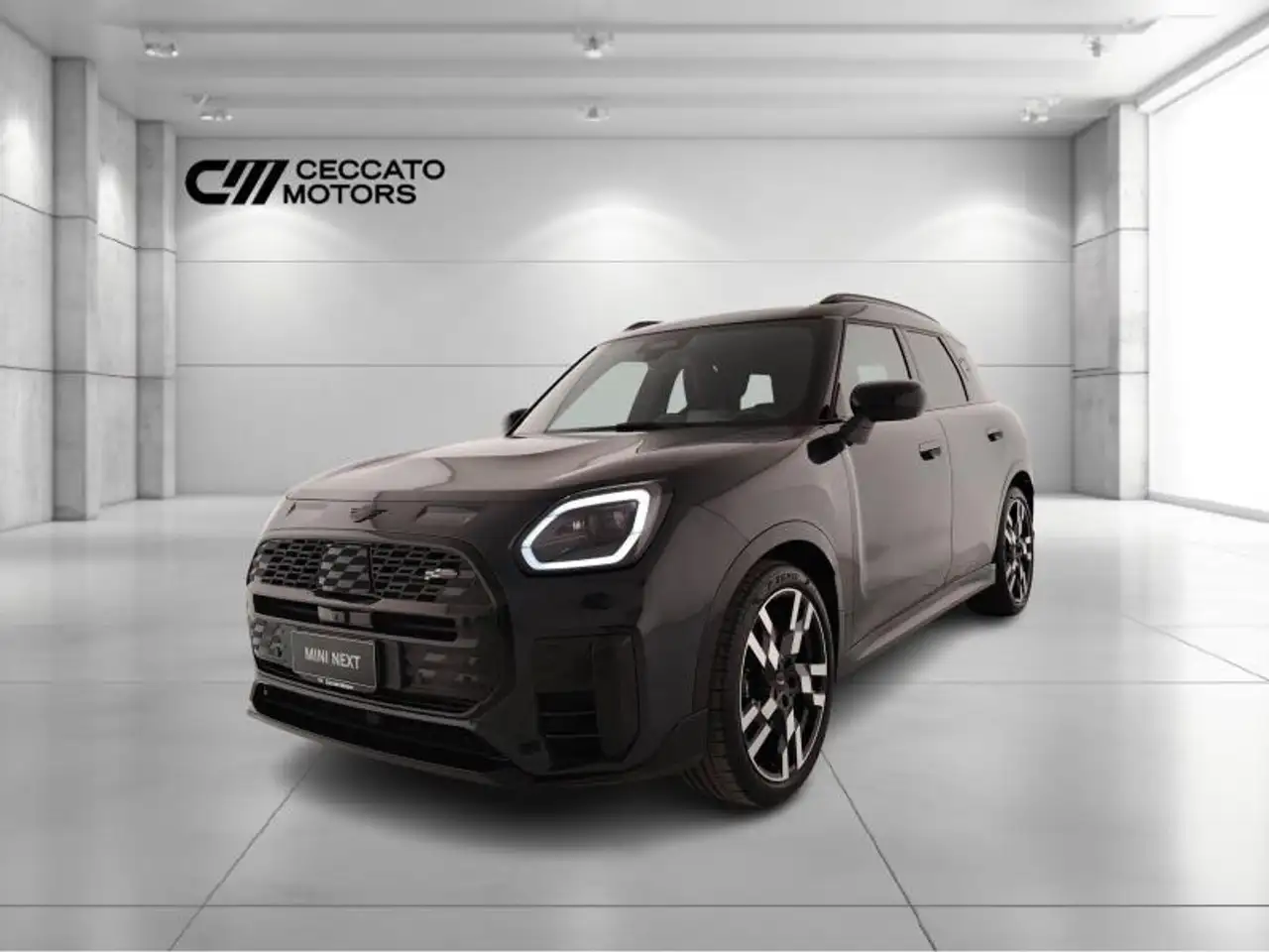MINI John Cooper Works Countryman Mini Countryman 2.0 48V S JCW all4 auto — photo 1 of 15