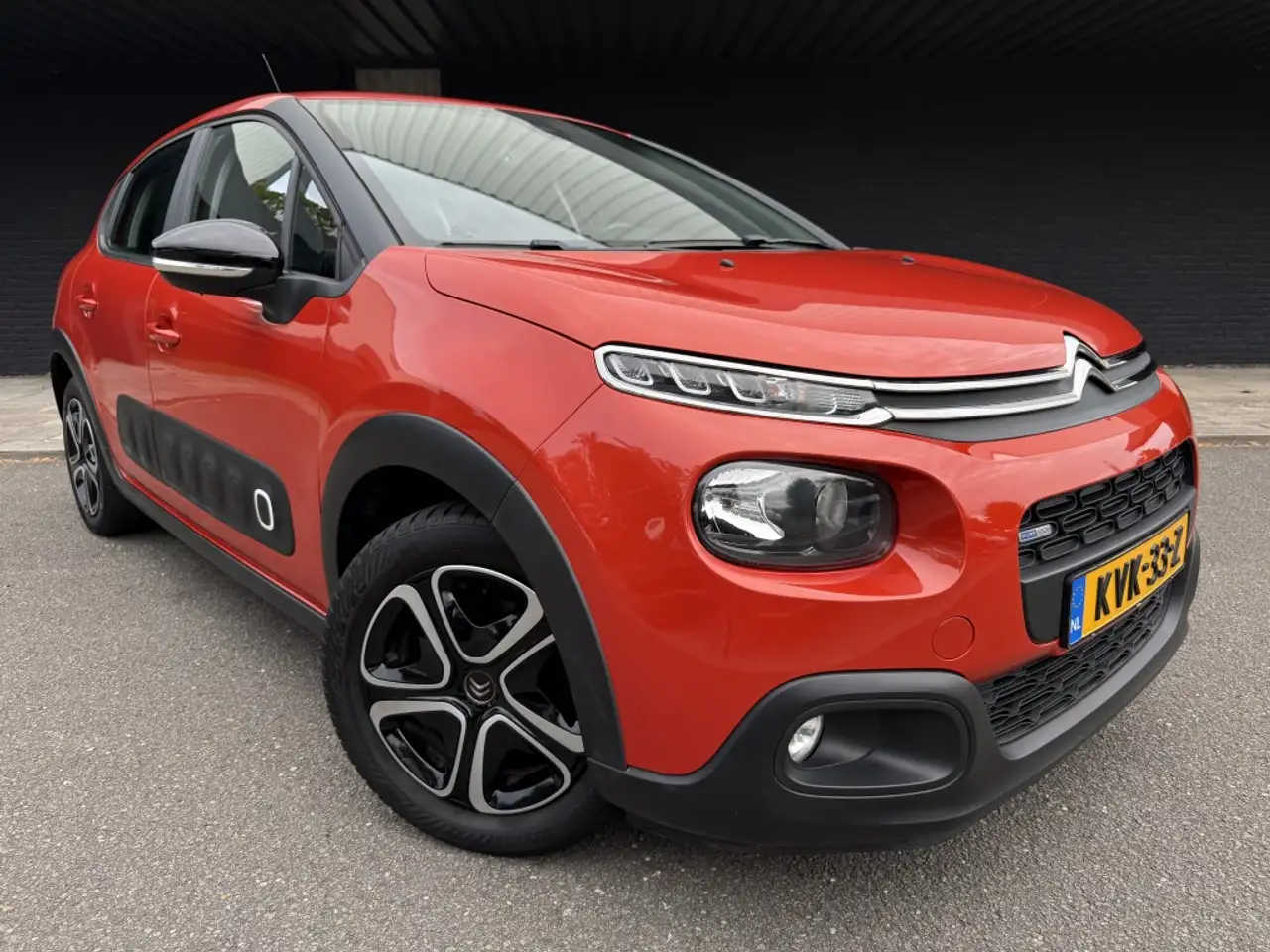 Citroen C3 1.2 PT Feel Edition — photo 1 of 22