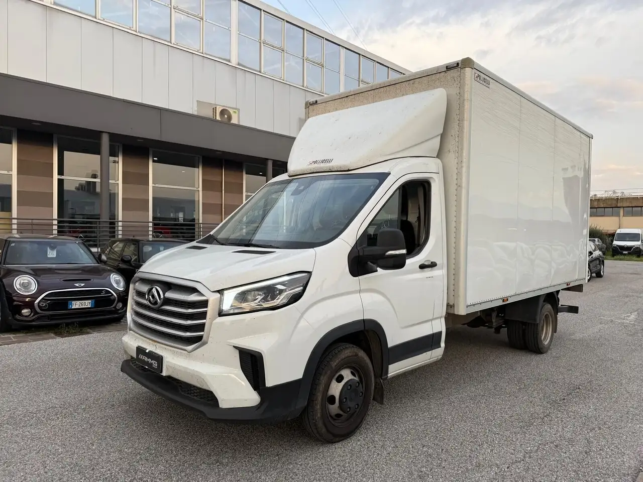 Maxus Deliver 9 Deliver9 2.0 CRDI 150CV RWD PLM-RG Cabinato (976) — photo 1 of 15