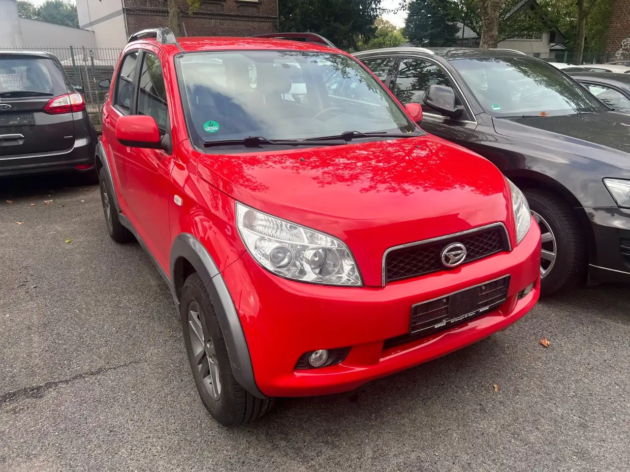 Daihatsu Terios 4WD Top"2.Hand"Top Zustand"AHK"Klima"SHZ" — photo 1 of 8