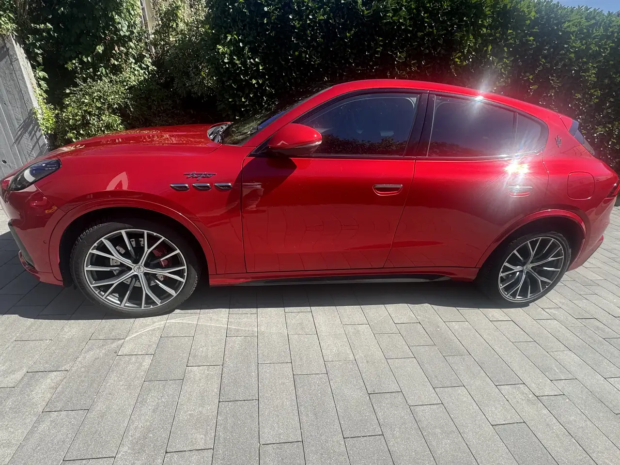 Maserati Grecale Maserati Grecale Trofeo 3.0 V6 AWD | 530 PS Nettun — photo 1 of 20