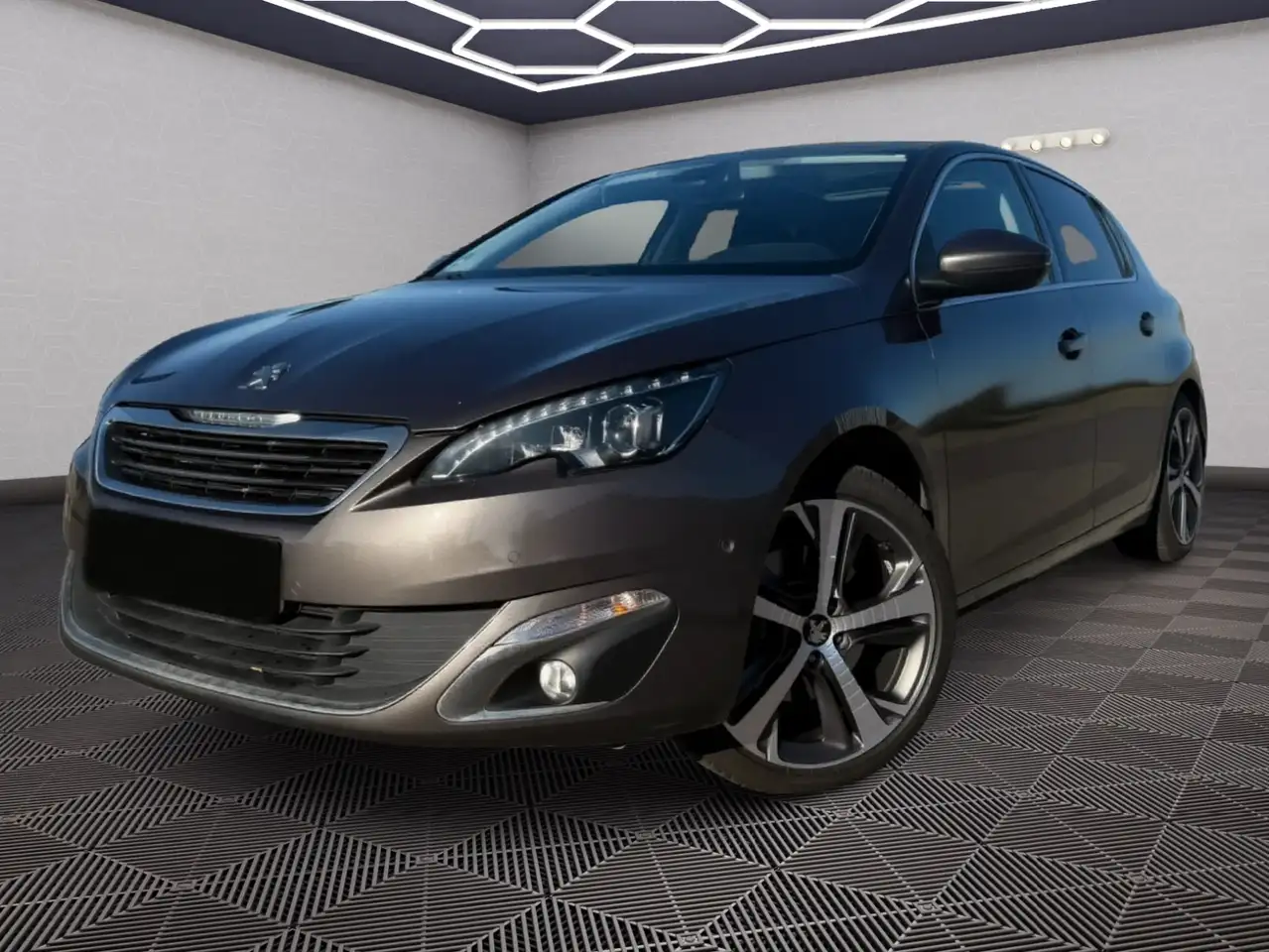 Peugeot 308 Allure — photo 1 of 16