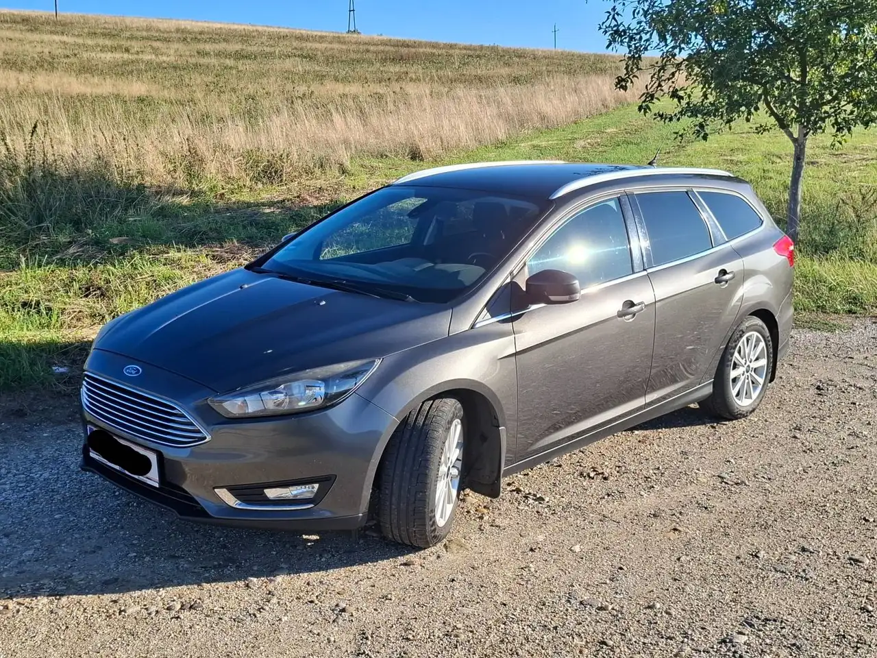 Ford Focus 1.5 TDCi 88 kW 120 PS Titanium — photo 1 of 5