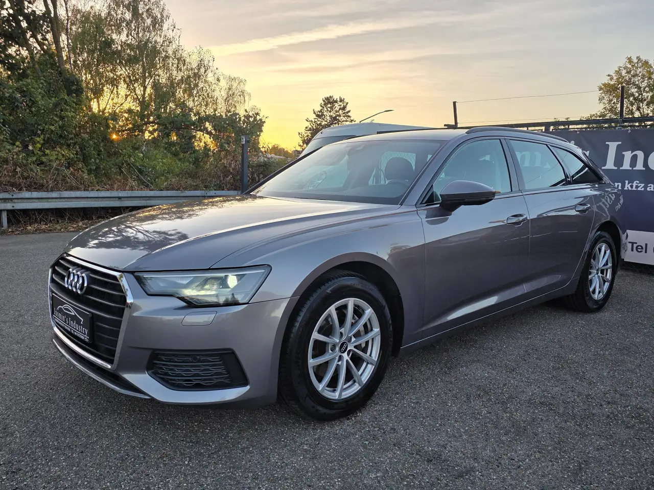 Audi A6 TDI Leder Virtuell Cockpit Voll LED 4 Zonen Klimaautomatik — photo 1 of 15