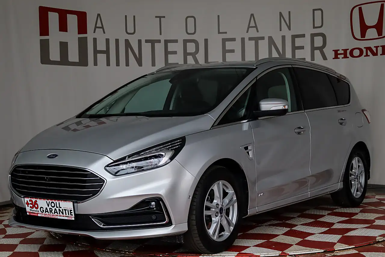 Ford S-Max S-MAX Titanium AWD AHV KAMERA WINTERPAKET — photo 1 of 35