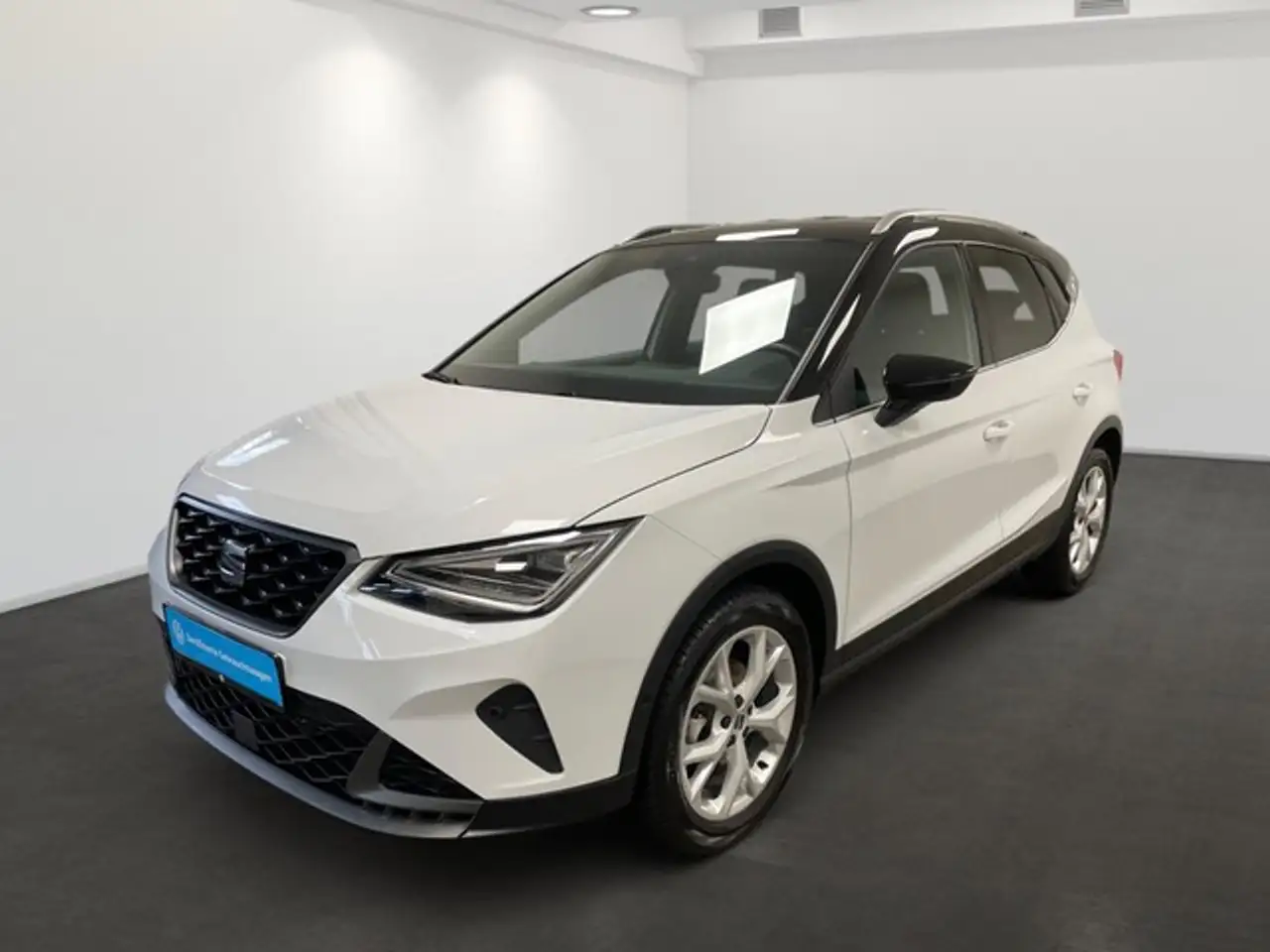 SEAT Arona FR 1,0 TSI DSG - SHZ LED Klima Navi ACC LM Keyless — photo 1 of 9