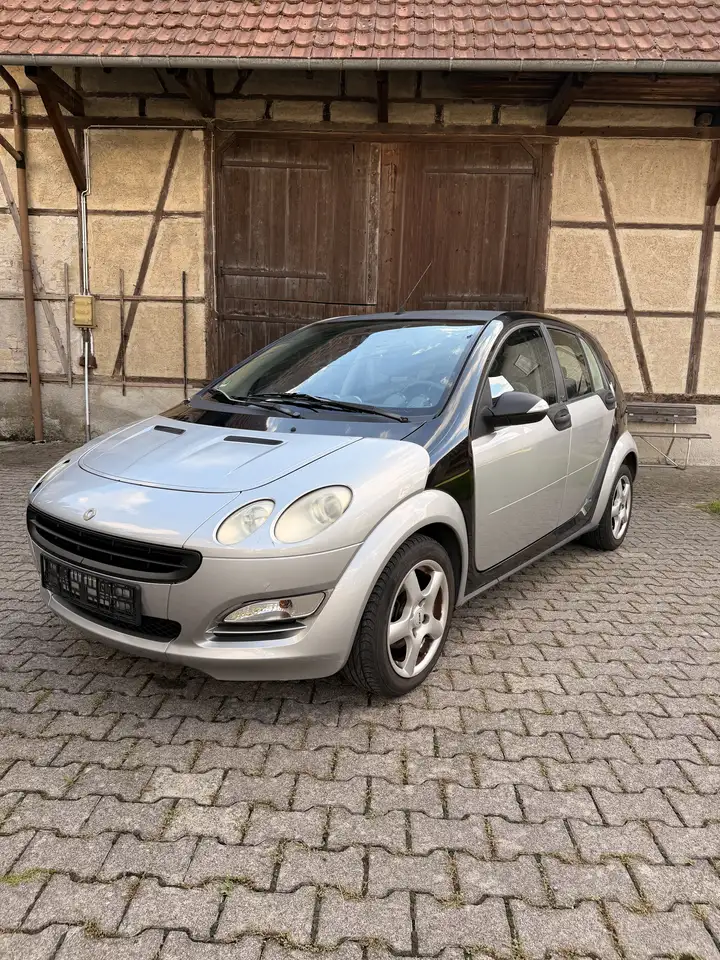smart forFour — photo 1 of 10