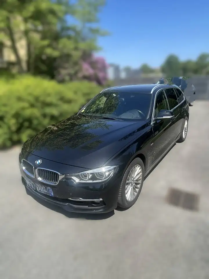 BMW 318 Touring 318d 150 ch BVA8 Luxury Ultimate — photo 1 of 15