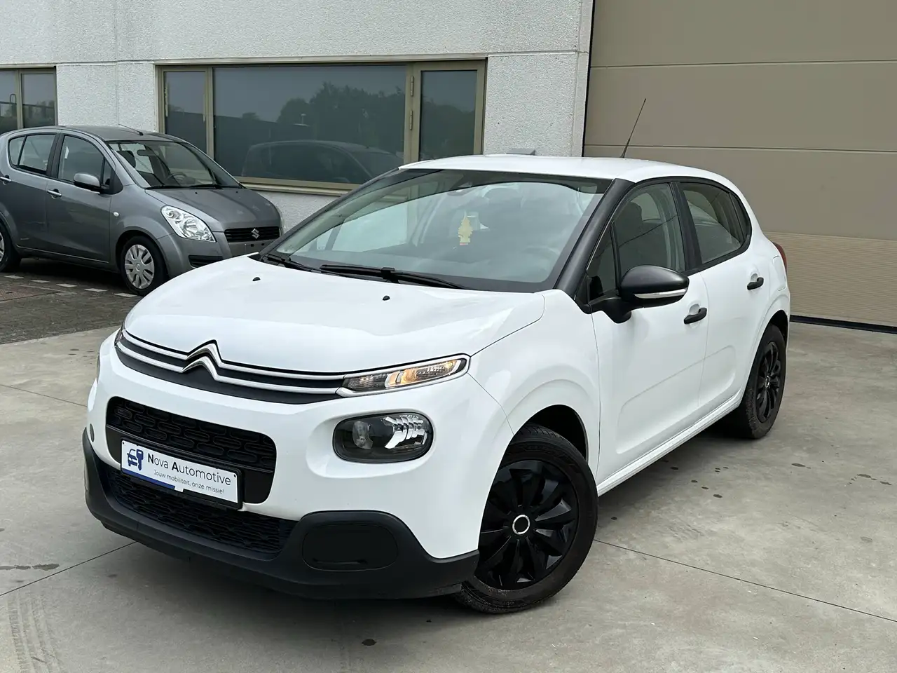 Citroen C3 C3 1.2i Cruise Control, Bluetooth, Lane Assist, 1ste eigenaar — photo 1 of 15