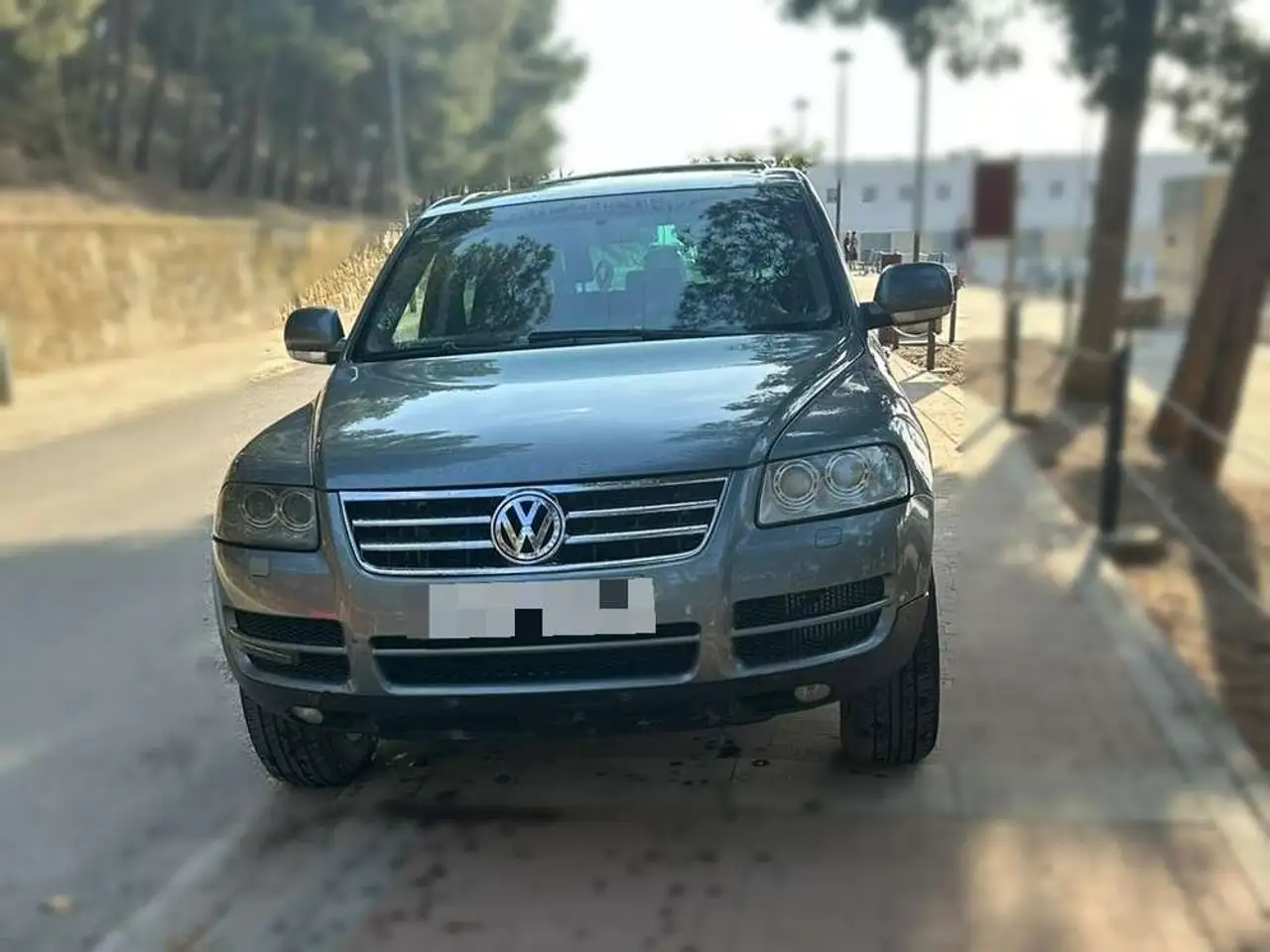 Volkswagen Touareg 2.5TDI R5 Tiptronic — photo 1 of 29