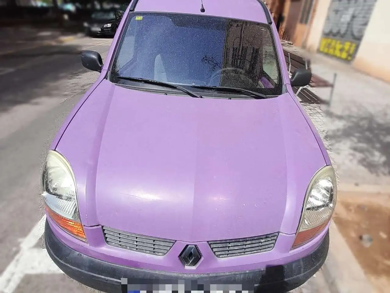 Renault Kangoo 1.5 dCi 65cv — photo 1 of 17