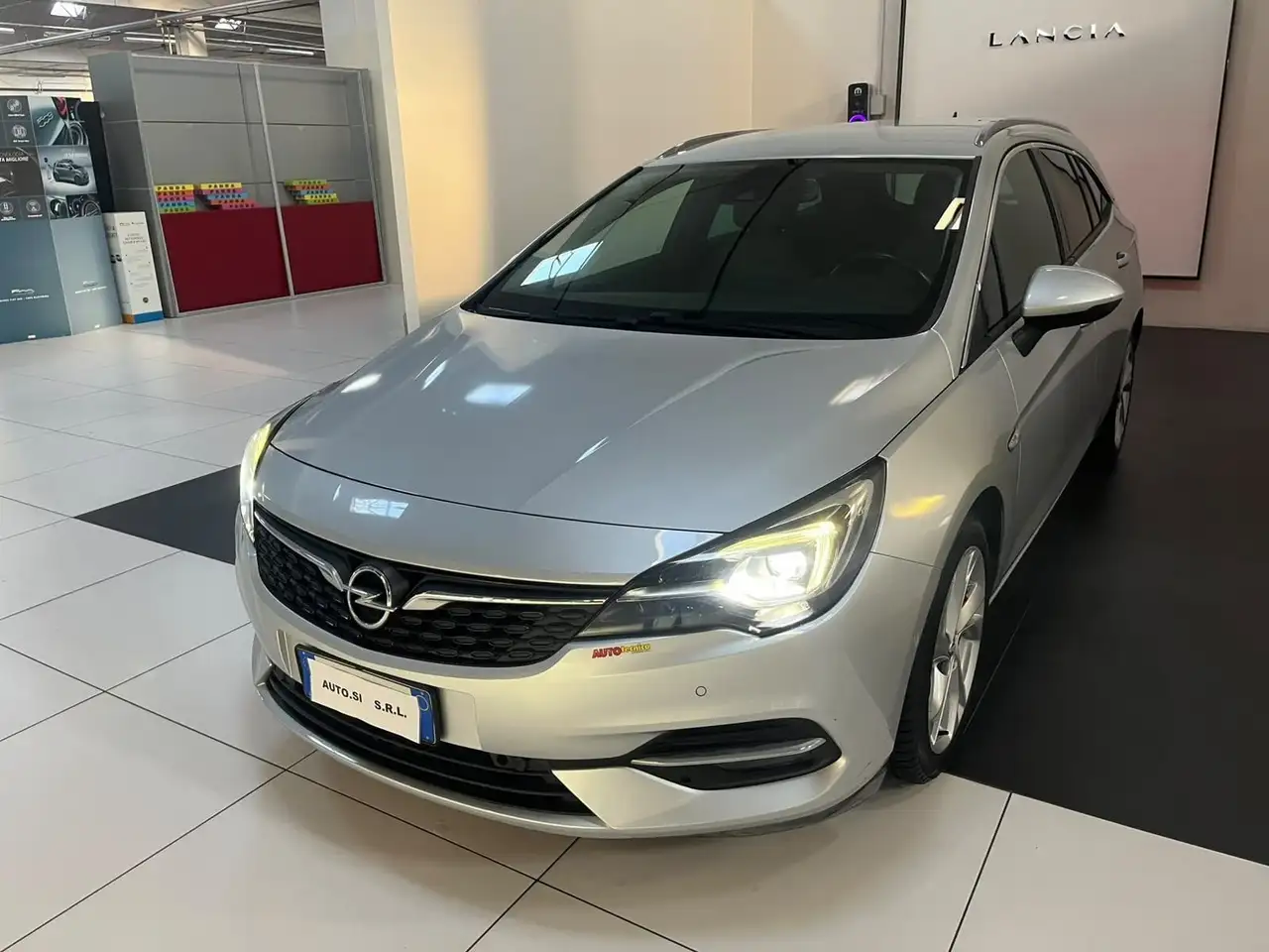 Opel Astra 1.5 CDTI Sport Tourer Business Elegance 122cv S&S MT6 — photo 1 of 13
