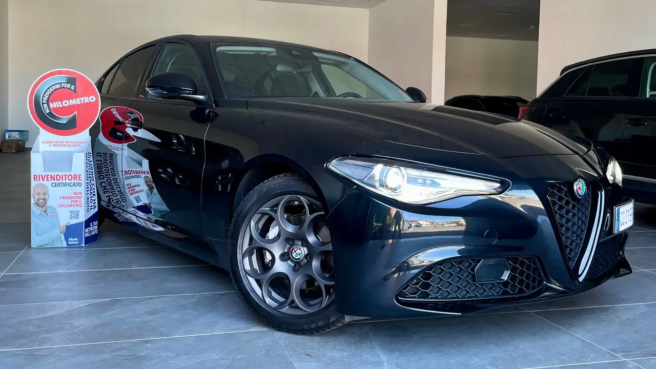 Alfa Romeo Giulia ALFA ROMEO GIULIA 2.2 TURBODIESEL EXECUTIVE 160CV — photo 1 of 15