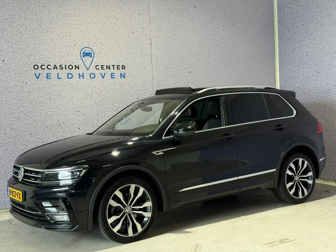 Volkswagen Tiguan 2.0 TSI 4Motion R-Line // DEALERONDERHOUDEN // SCH — photo 1 of 38