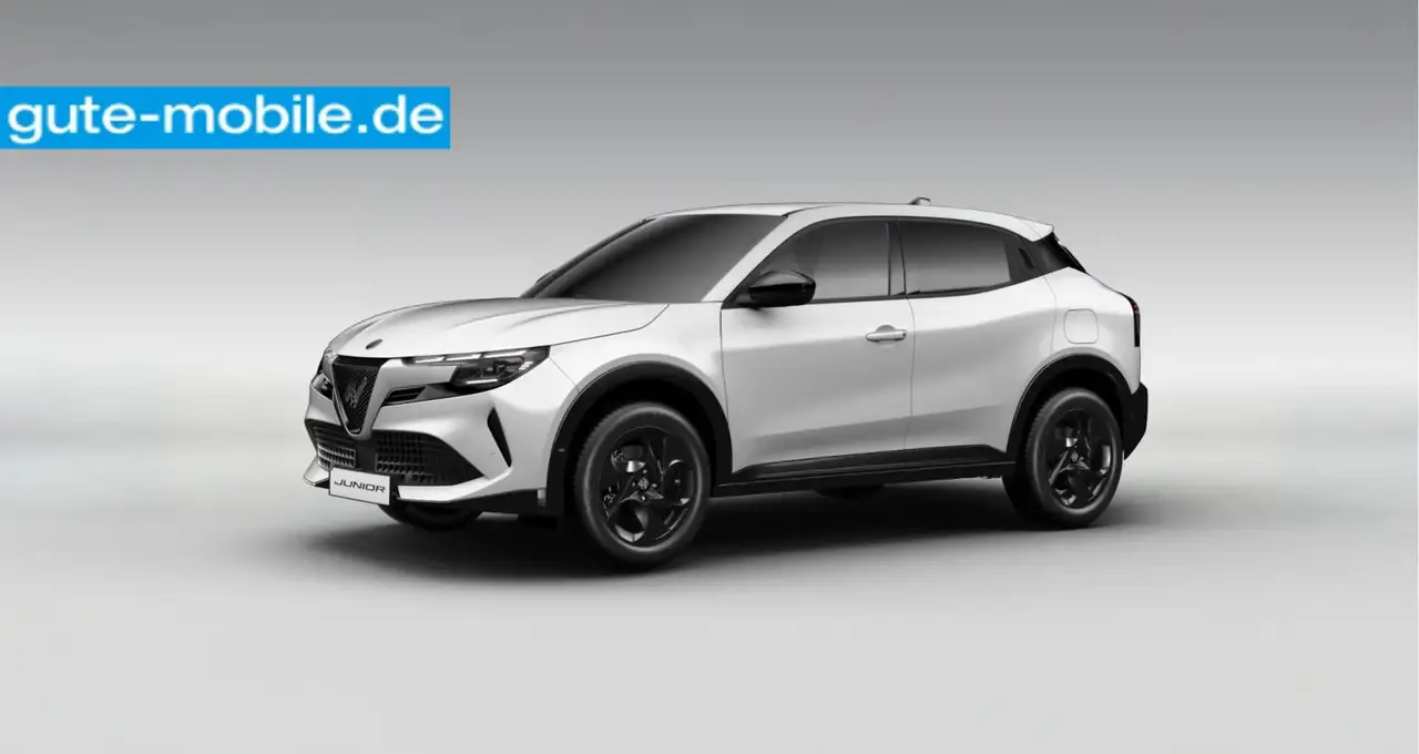 Alfa Romeo Junior Ti / Technologiepaket Inkl. / Begrenzte Stückzahl — photo 1 of 7
