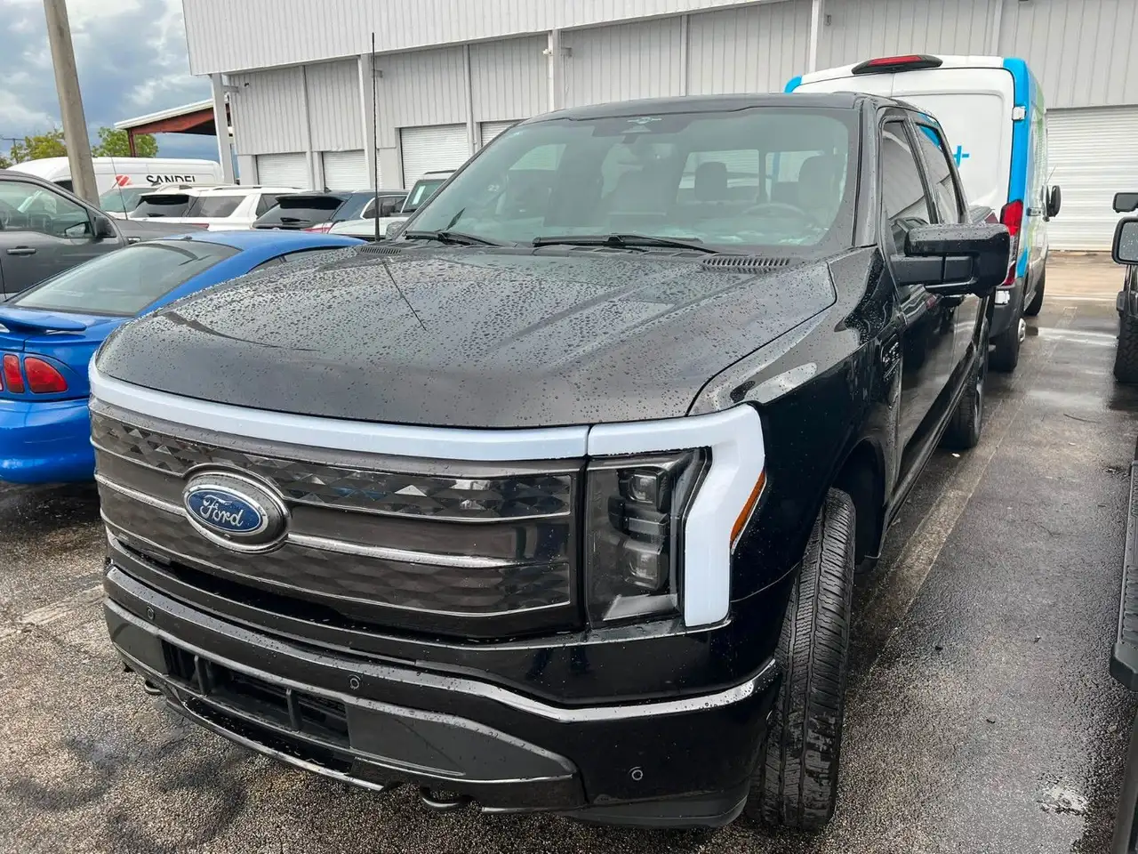 Ford F 150 F150 Lightning Platin gr Batterie im Vorlauf +18 — photo 1 of 15
