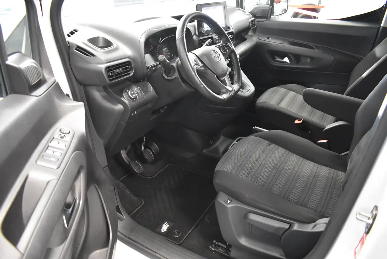 2021 Opel Combo Life Edit XL 5-Sitze Navi Kamera Temp AHK, photograph 6