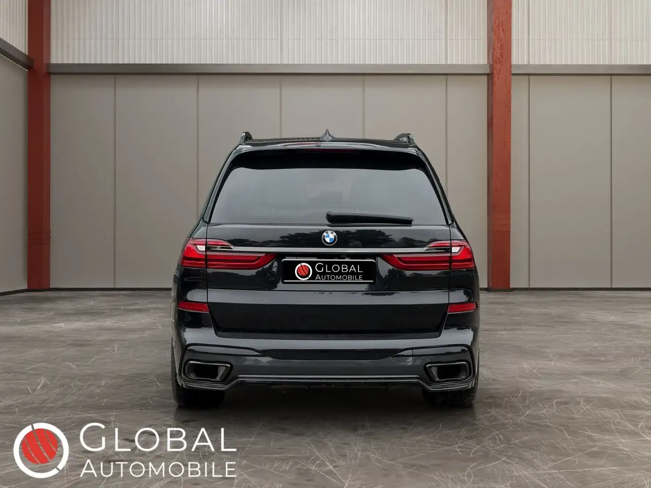 2022 BMW X7 xDrive40d M Sport°B&W°SKY°MASS°LASER°5-ZONE°, photograph 4