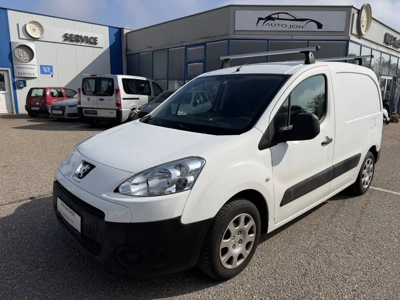 Peugeot Partner L1 Komfort*PickerlNEU*Klima*AHK*Dachträger* — photo 1 of 15