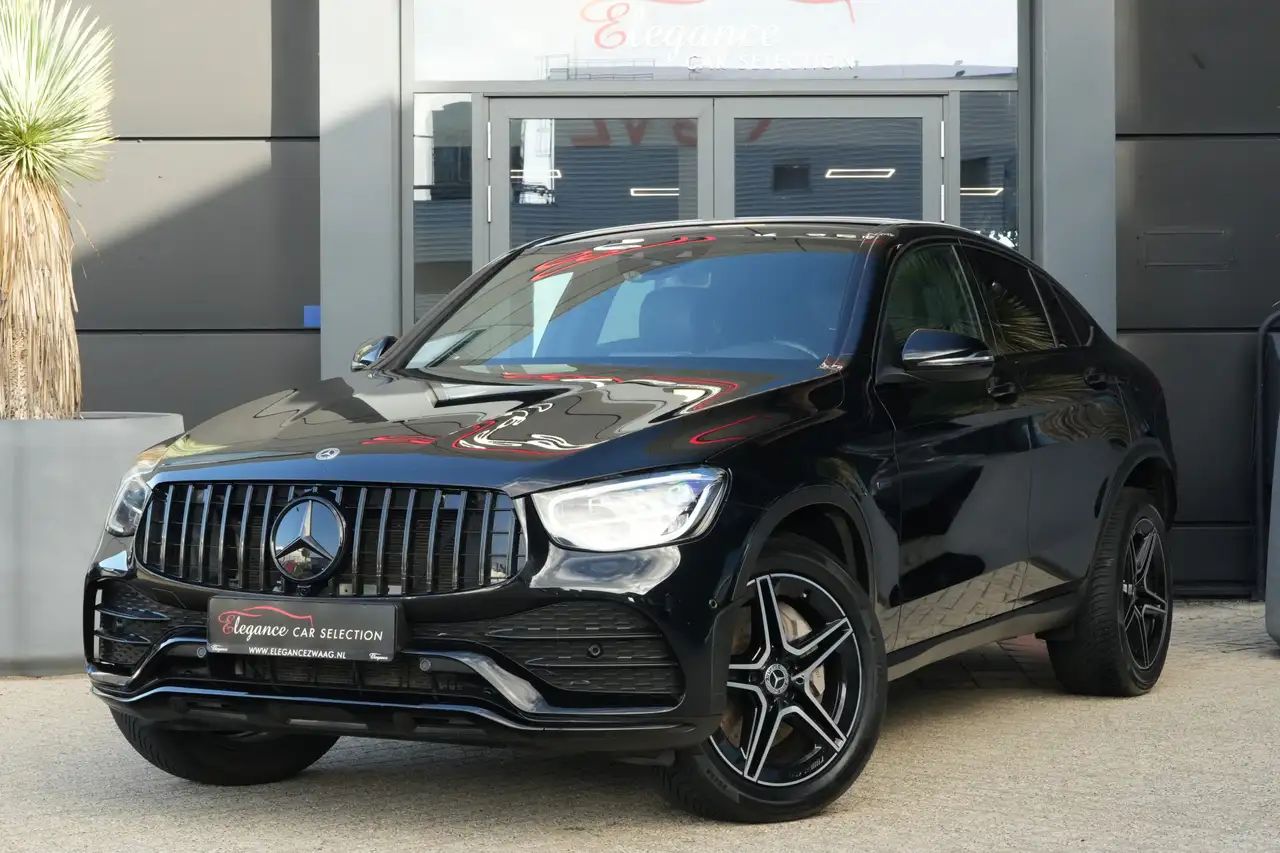 Mercedes-Benz GLC 300 Coupé 300e 4MATIC AMG | PHEV | 320PK | Virtual Coc — photo 1 of 29
