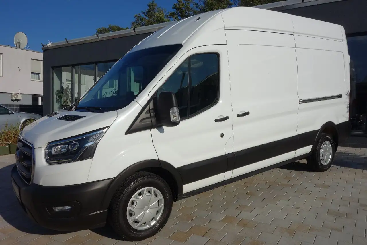 Ford Transit Kasten 350 L3H3 VA Automatik/Xenon/Kamer — photo 1 of 16