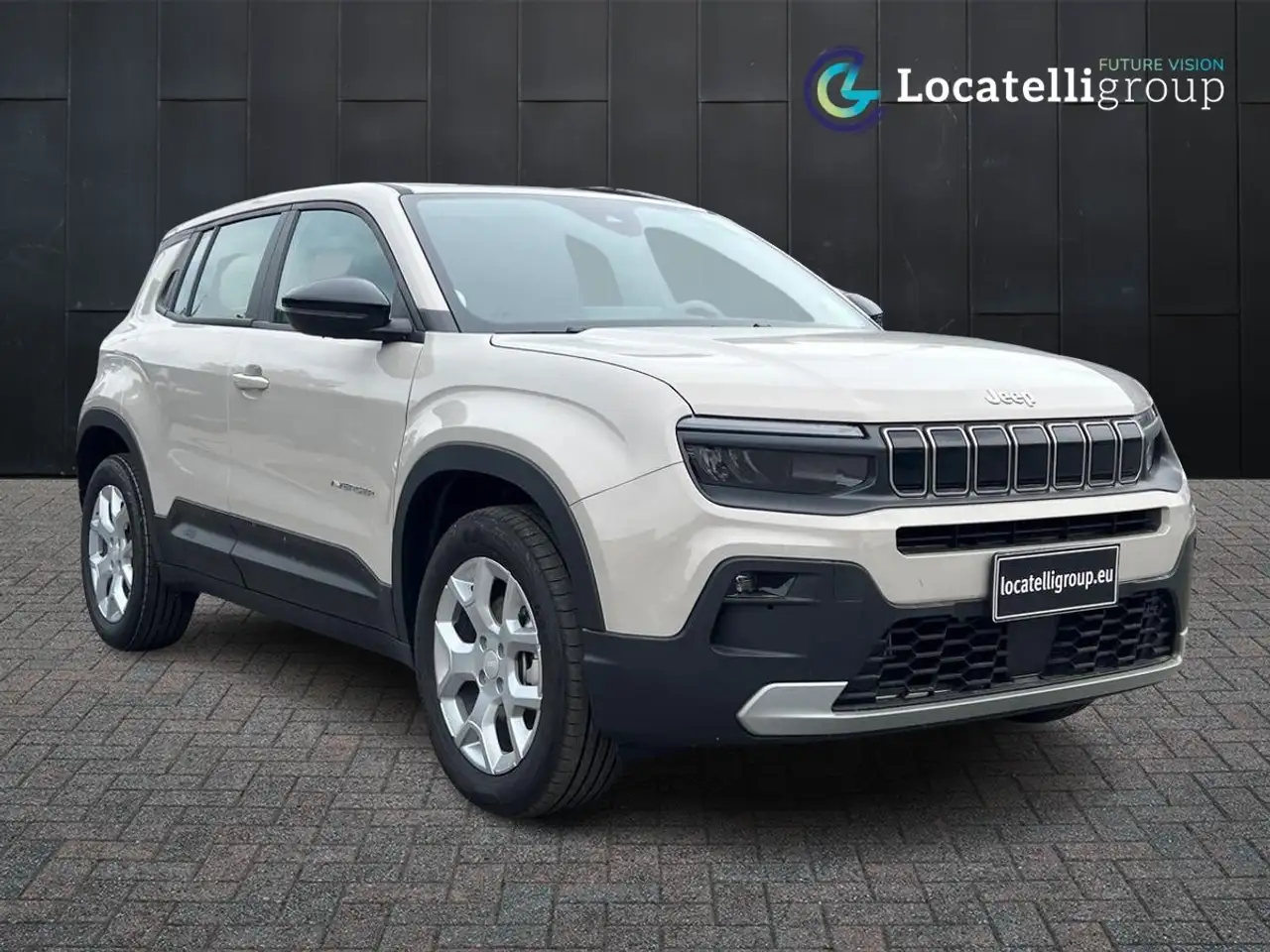 Jeep Avenger 1.2 Turbo e-Hybrid MHEV Altitude — photo 1 of 15