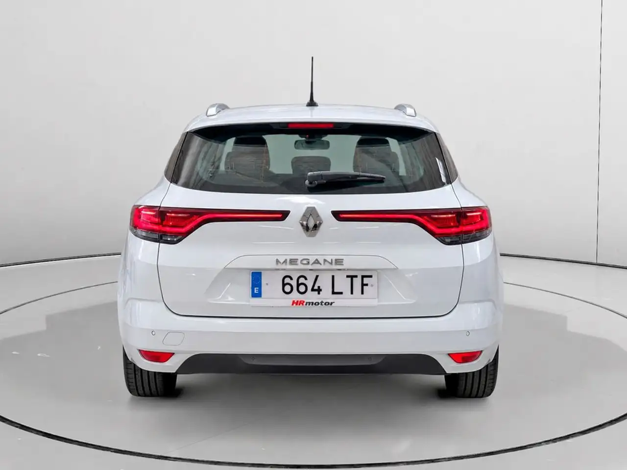 2021 Renault Megane S.T. 1.5dCi Blue Business 85kW, photograph 4
