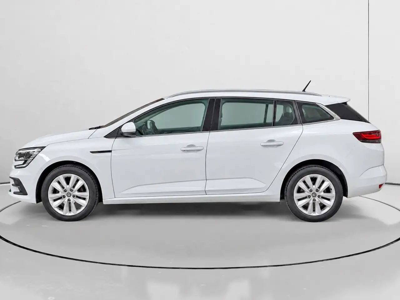 2021 Renault Megane S.T. 1.5dCi Blue Business 85kW, photograph 6