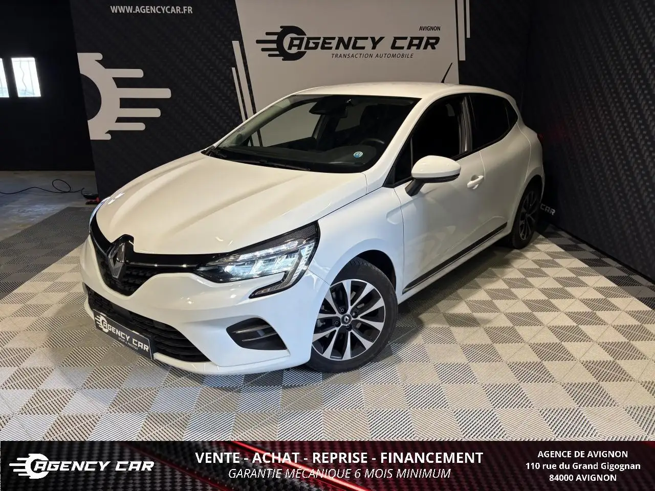 Renault Clio 1.6 E-Tech Hybride - 140 - BVA Limited - ENTRETIEN A JOUR — photo 1 of 28