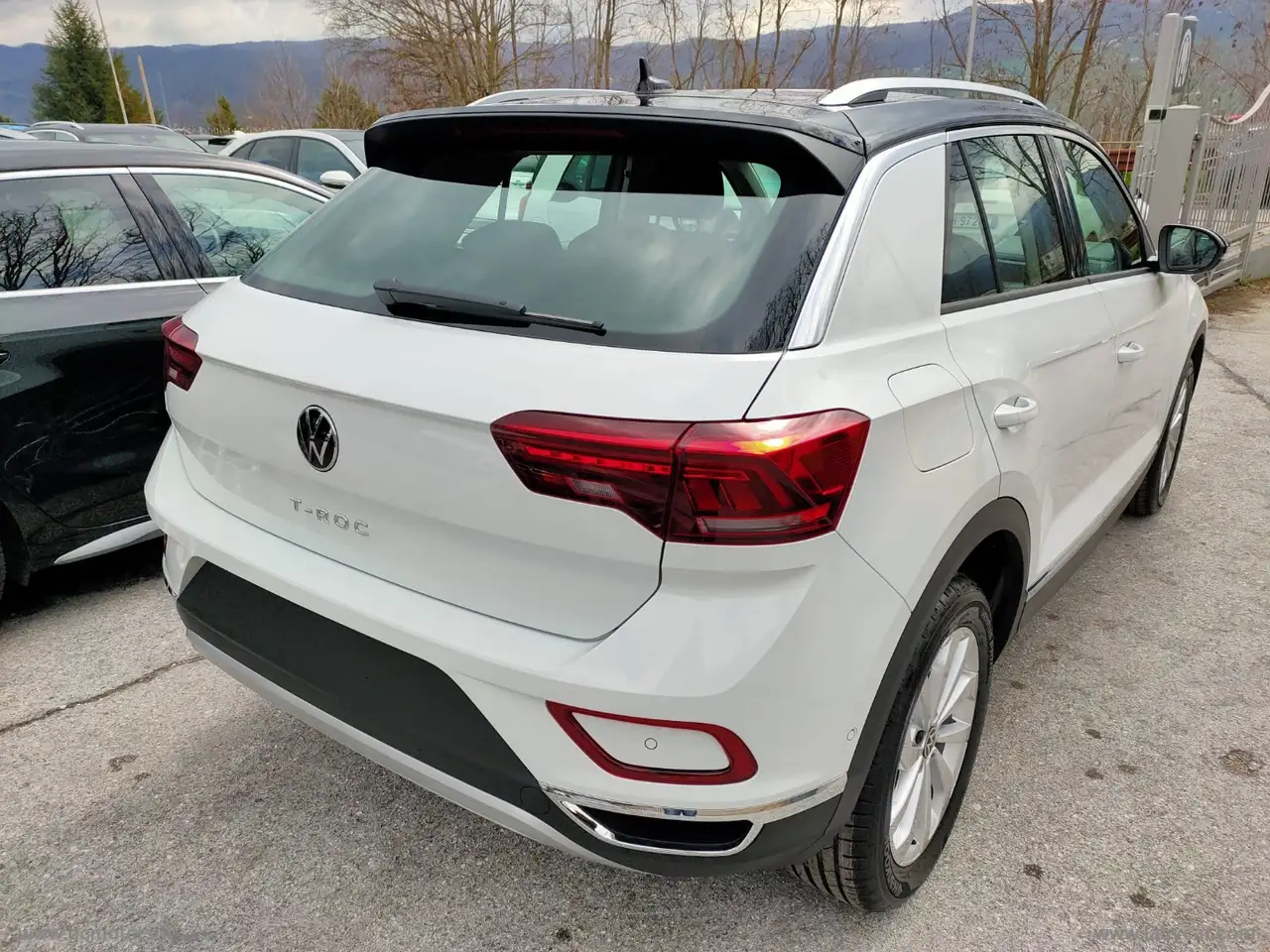 2024 Volkswagen T-Roc 1.5 TSI ACT Style, photograph 5