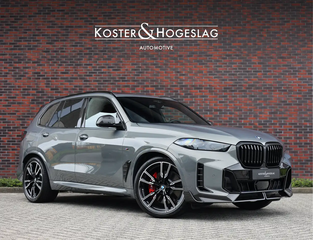 BMW X5 50e xDrive | M Performance - M Sport Pro — photo 1 of 40