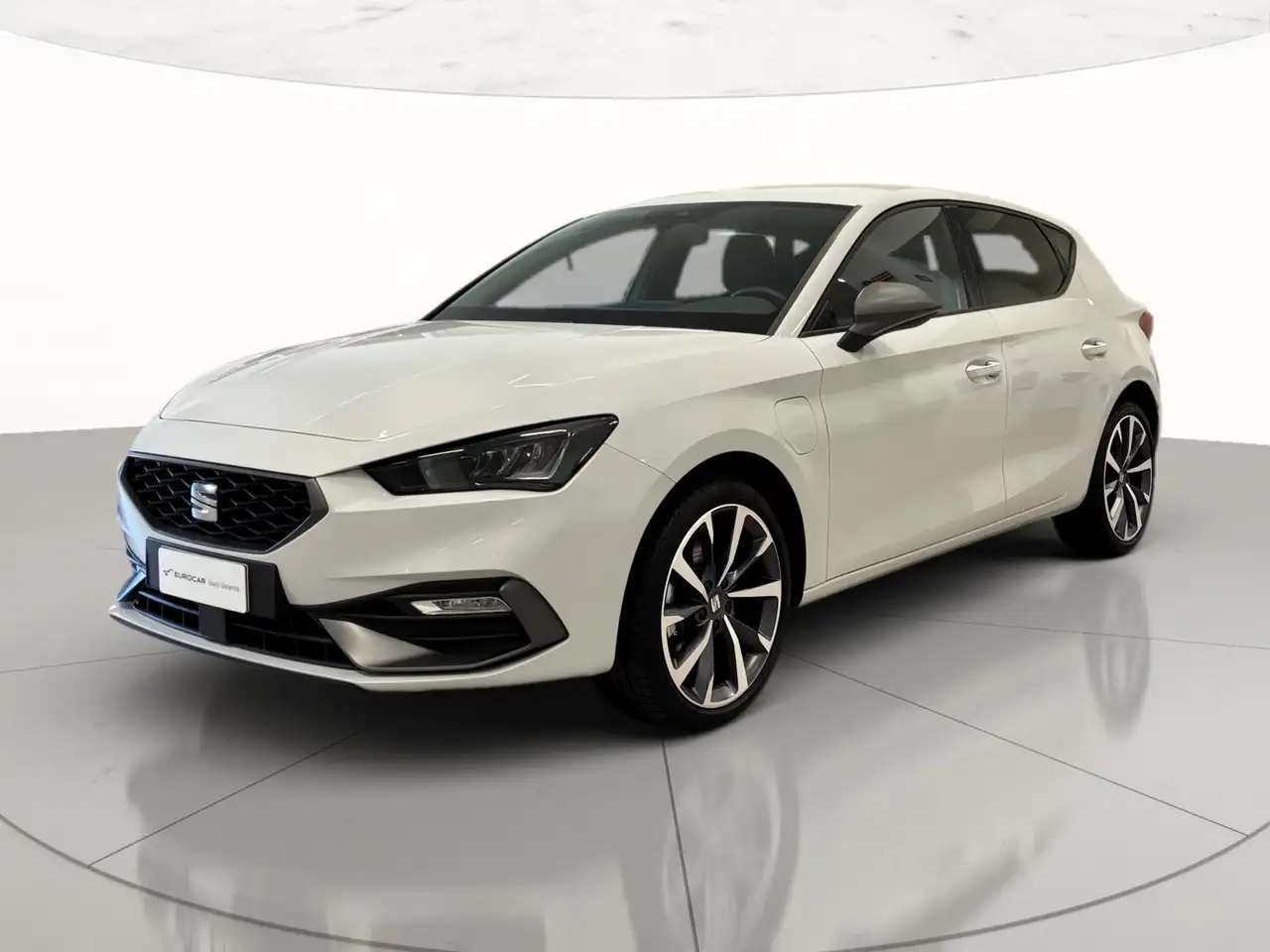 SEAT Leon e-Hybrid 1.4 e-hybrid fr dsg — photo 1 of 15
