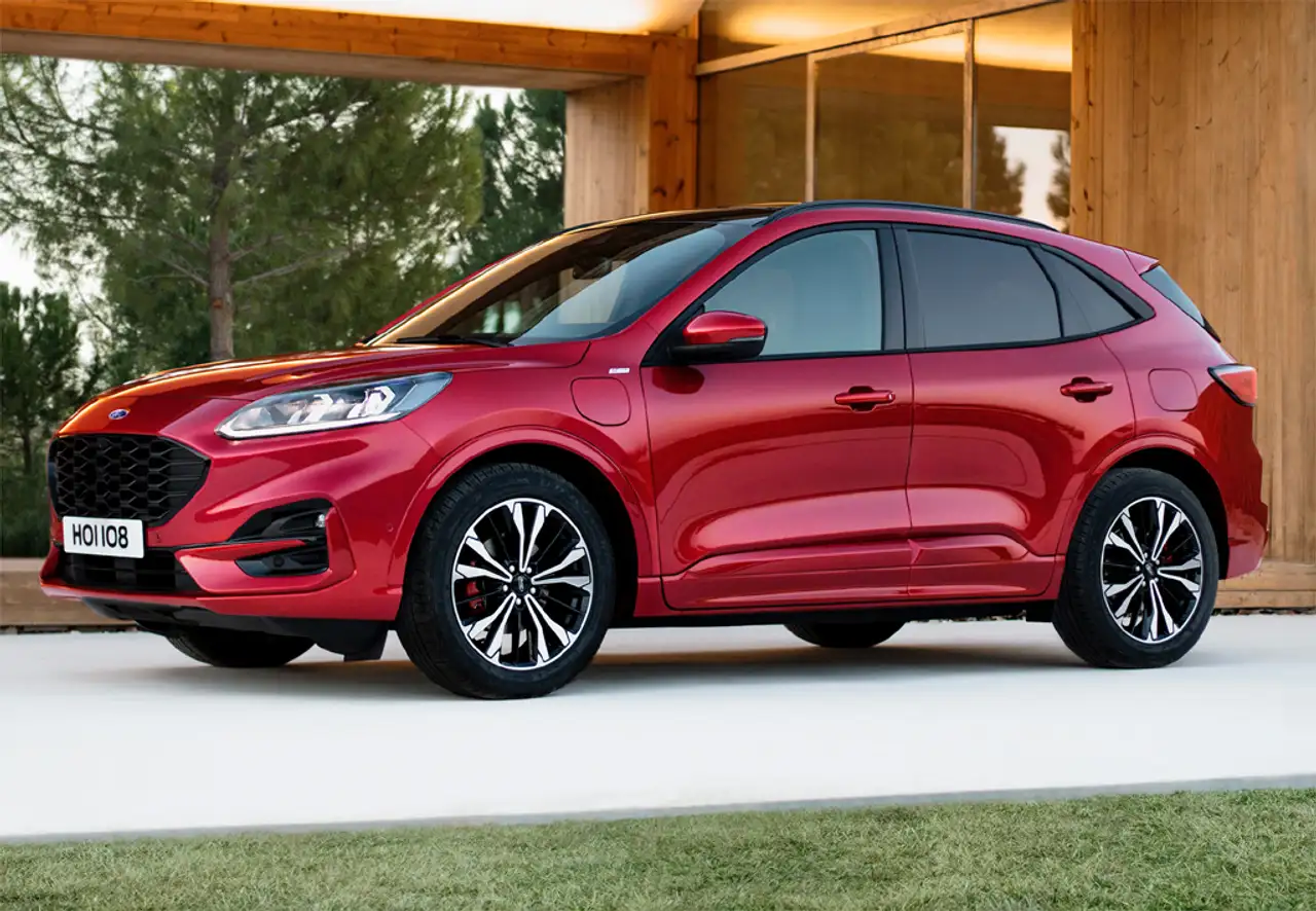 Ford Kuga 2.5 Duratec PHEV ST-Line 4x2 — photo 1 of 15