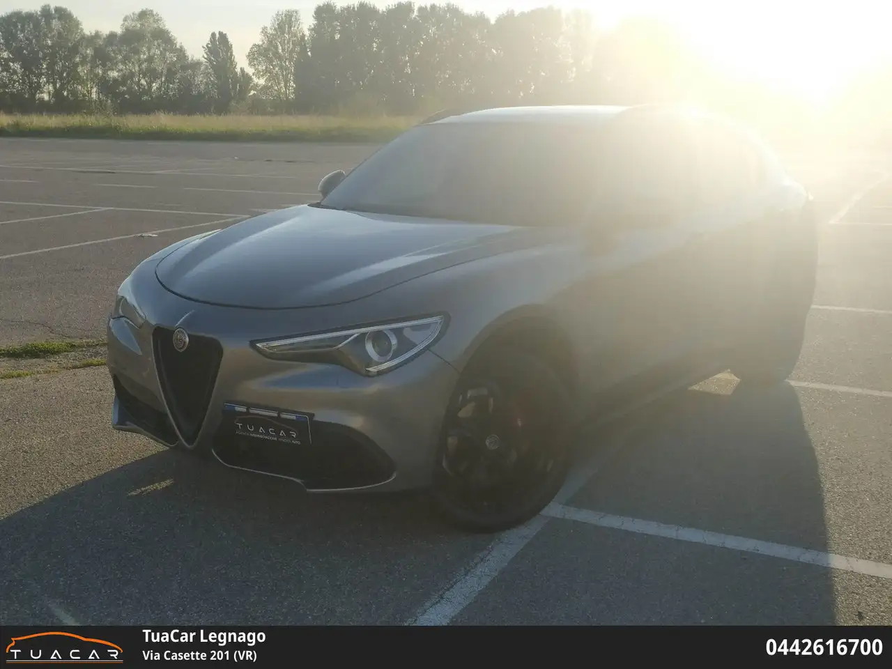 Alfa Romeo Stelvio 2.0 Q4 280CV Executive — photo 1 of 15