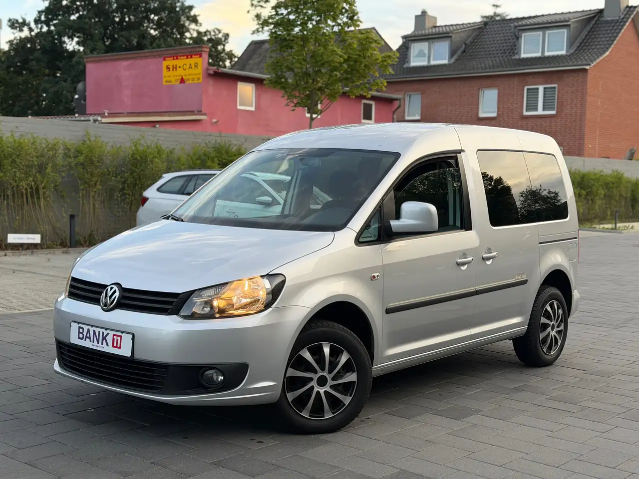 Volkswagen Caddy Roncalli Edition/ TÜV NEU / ÖL NEU — photo 1 of 15