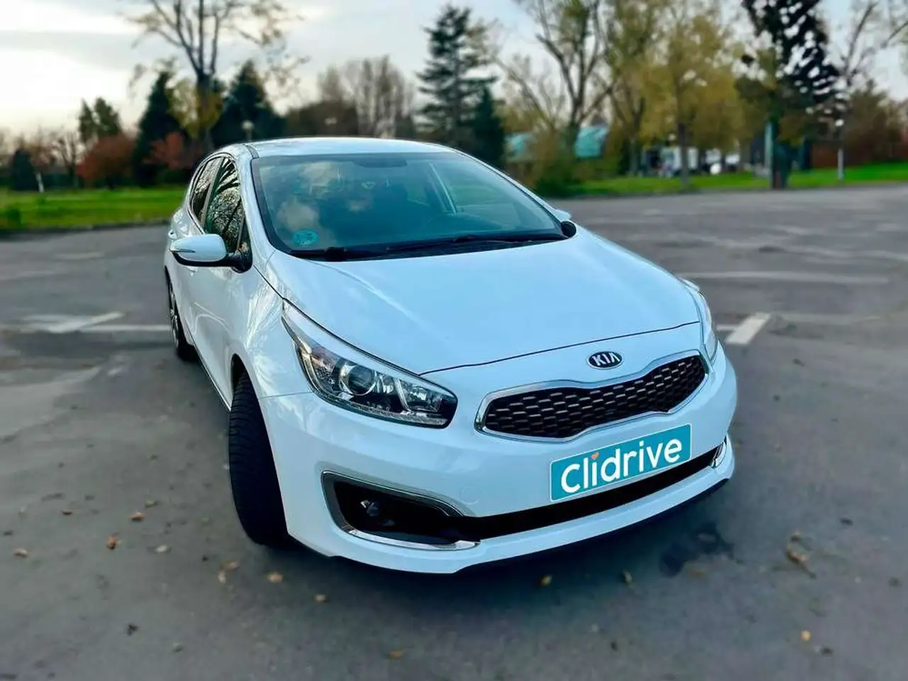 Kia Inny 1.6 CRDi VGT 100kW (136CV) Tech DCT — photo 1 of 13