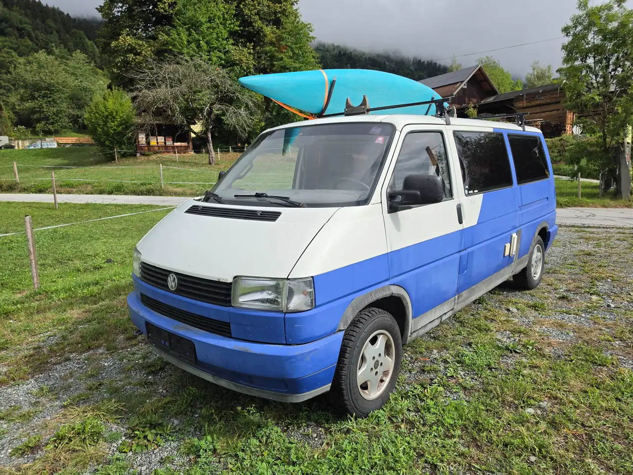 Volkswagen T4 Kombi Kombi 2,0i (4) lg. — photo 1 of 20
