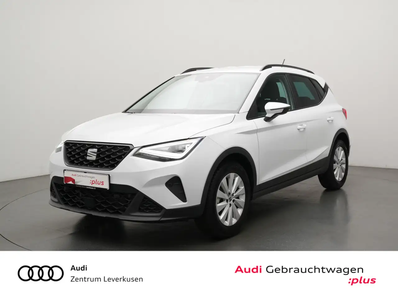 SEAT Arona Style NAVI VIRT ACC KAM SHZ CARPLAY LED — photo 1 of 14