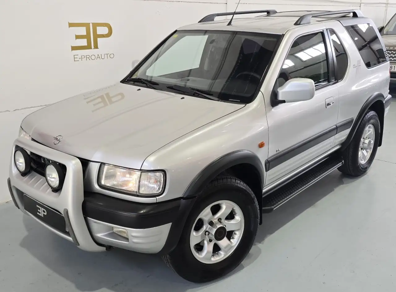 Opel Frontera 2.2DTI Sport RS — photo 1 of 33