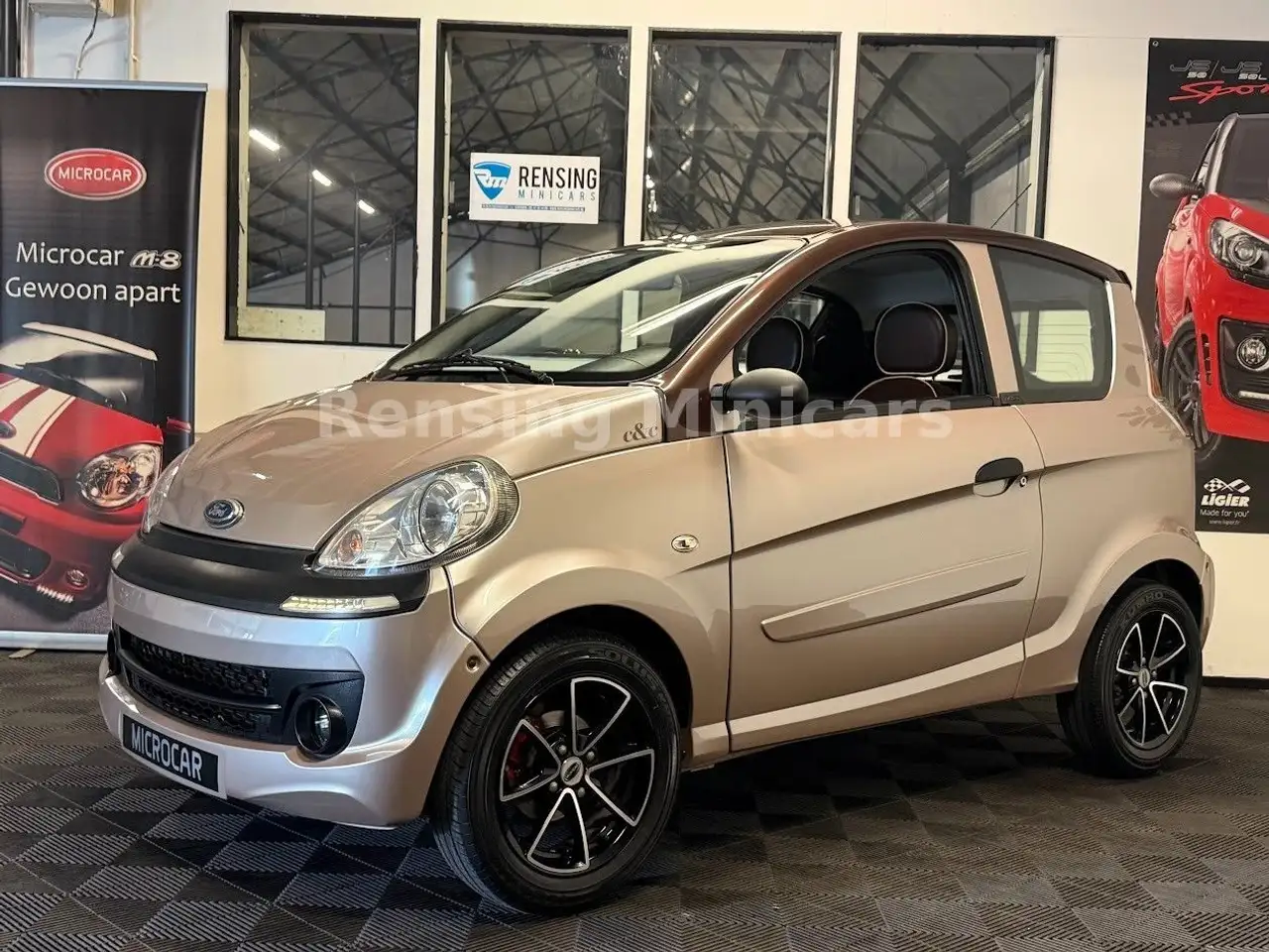 Microcar M.Go C&C Leder Sitze Mopedauto Minicar 45 KM — photo 1 of 15