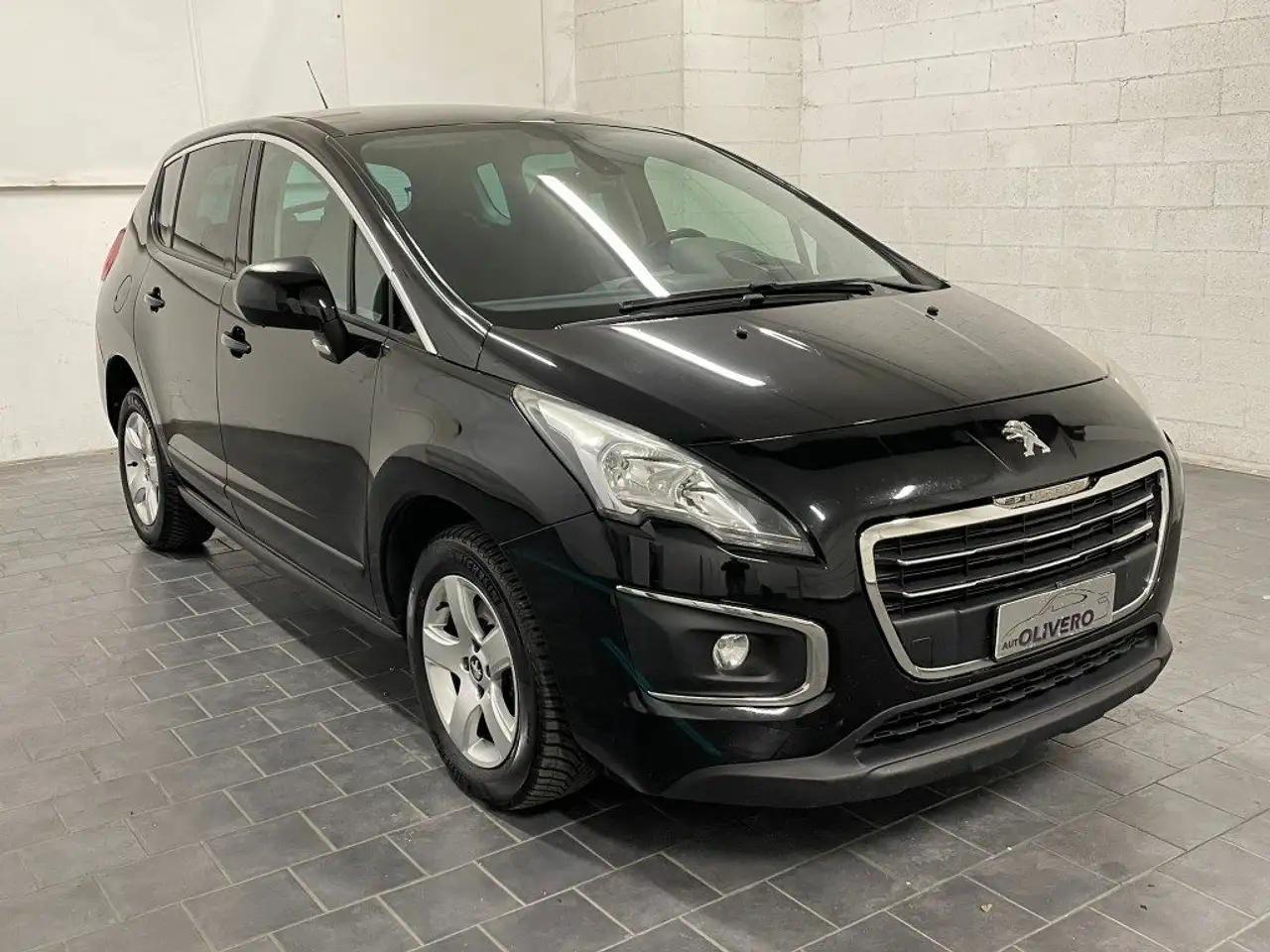 Peugeot 3008 2.0 HDI 150CV Business-E6-NAVI-GRIPCONTROL — photo 1 of 15