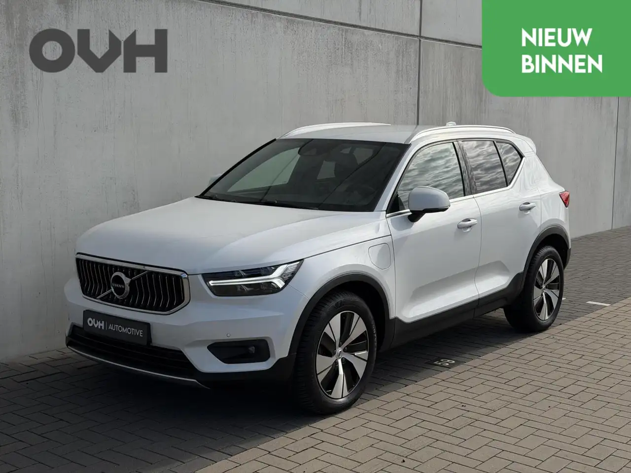 Volvo XC40 1.5 T5 Twin Engine Inscription | Leder | Cam | Sto — photo 1 of 26