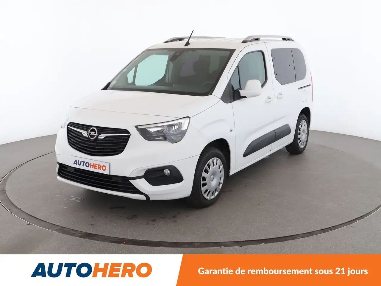 Opel Combo Life 1.5 L1H1 Enjoy — photo 1 of 28