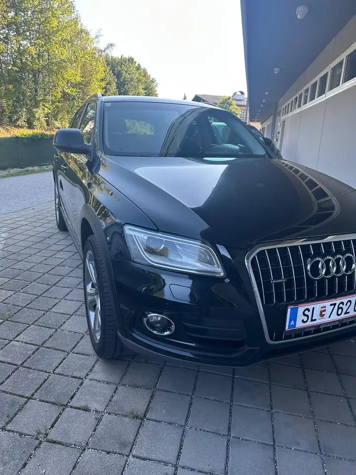 Audi Q5 Q5 2,0 TDI quattro Style Style — photo 1 of 15