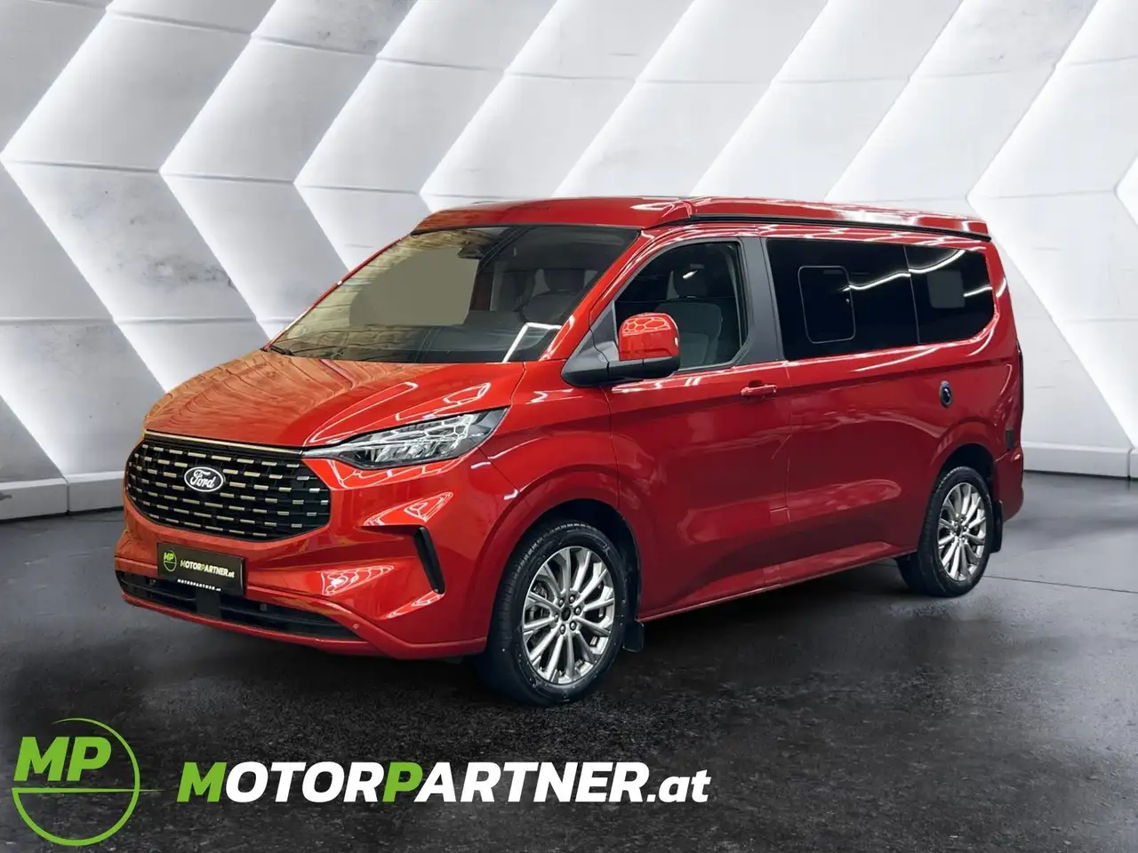 Ford Tourneo Custom NUGGET Camper | WESTFALIA | L1 | **Titanium** — photo 1 of 15