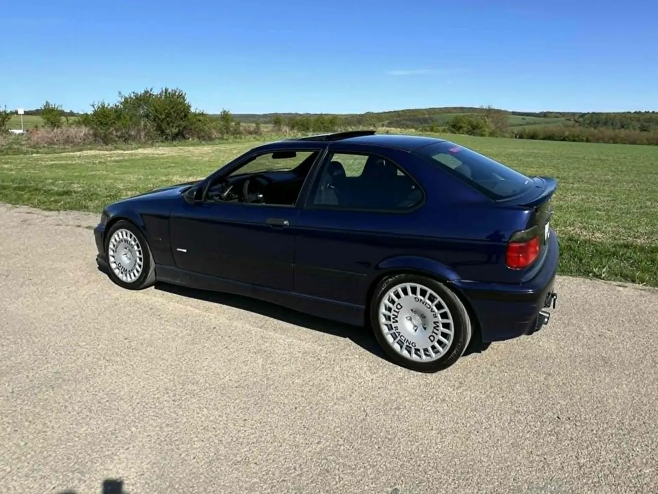 1998 BMW 323 323ti compact, photograph 3