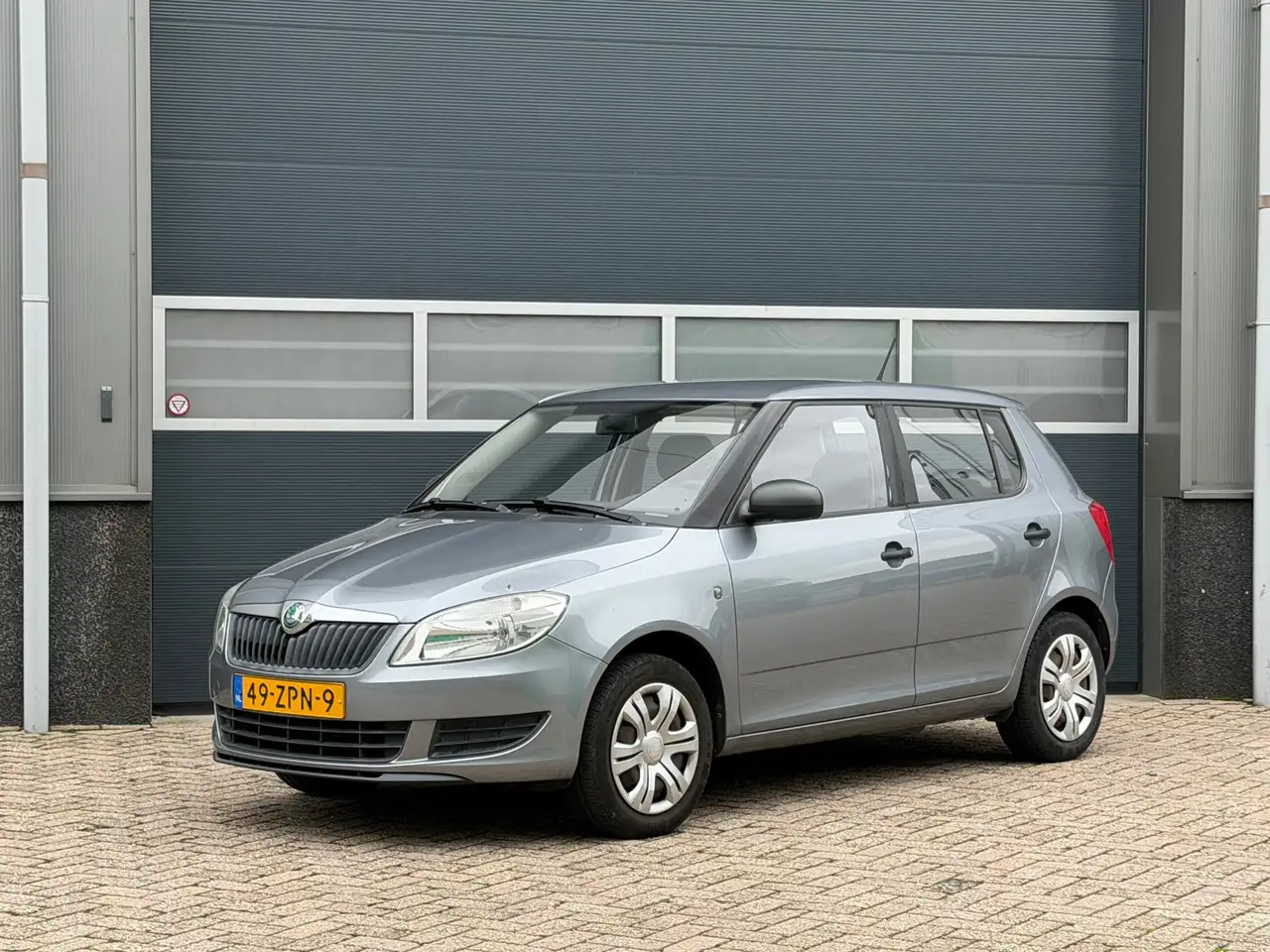 Skoda Fabia 1.2 TSI Arctic bj.2013 Airco|Trekh|Lage km|Nap. — photo 1 of 23
