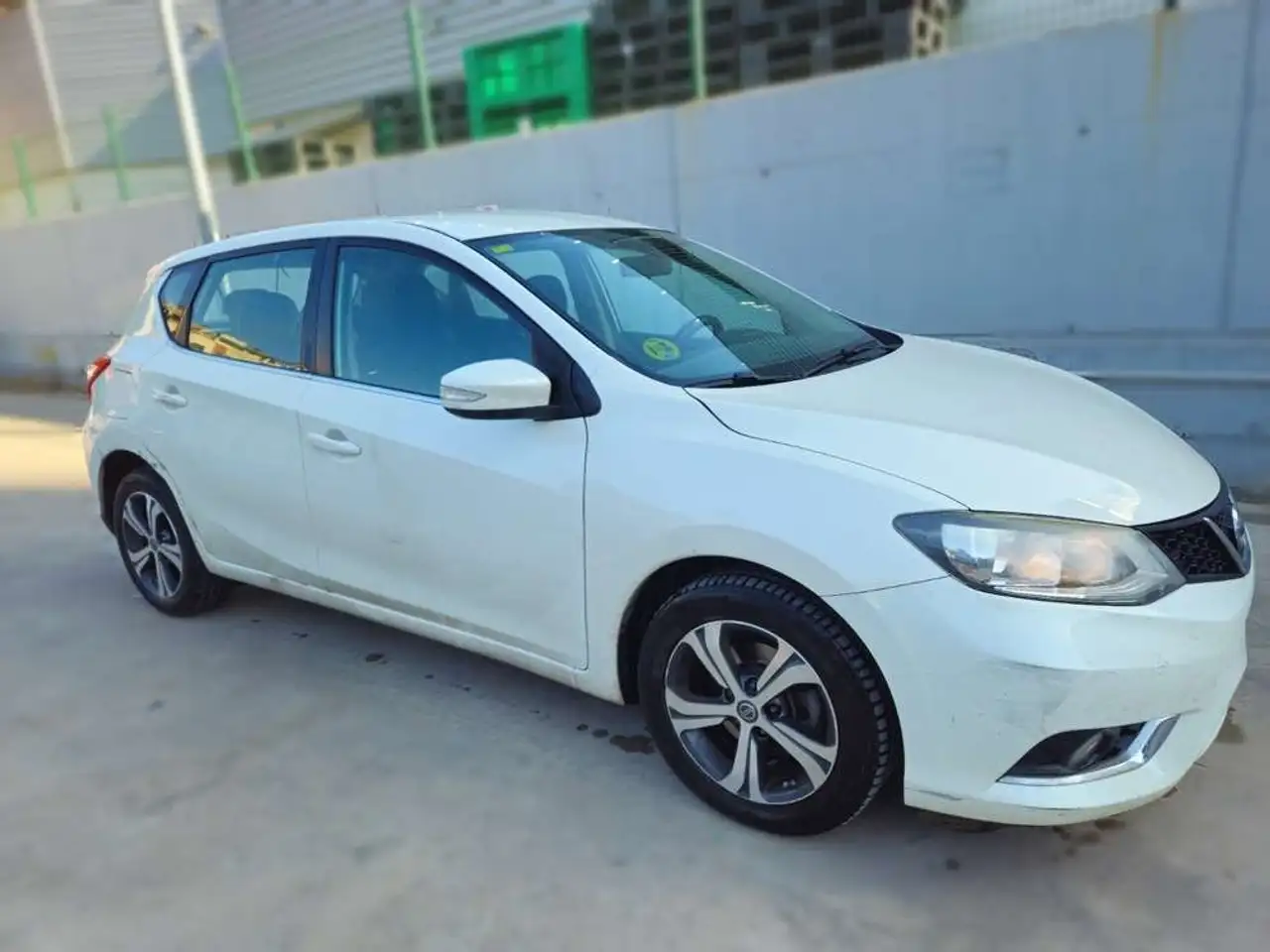Nissan Pulsar 1.5 dCi Acenta — photo 1 of 24