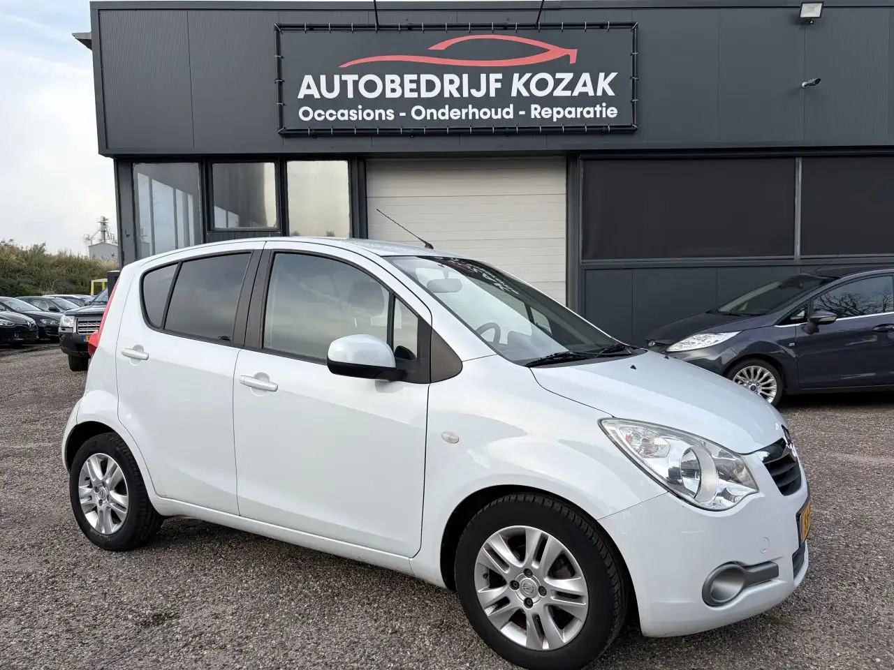 Opel Agila 1.0 Edition AIRCO LMV PARELMOER — photo 1 of 16
